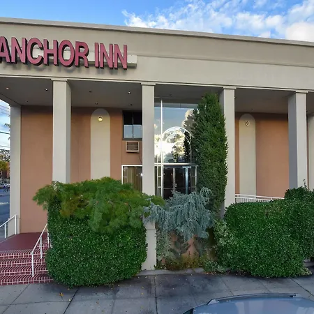 Anchor Hotel