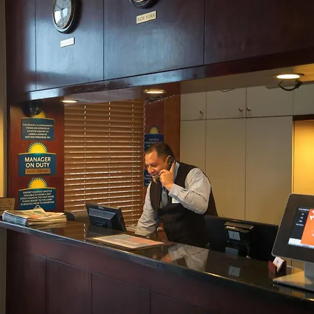Hotel Days By Wyndham Jamaica / Jfk Airport New York