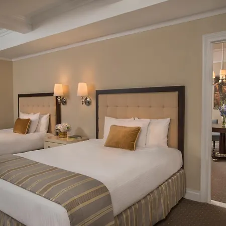 Hotel Warwick