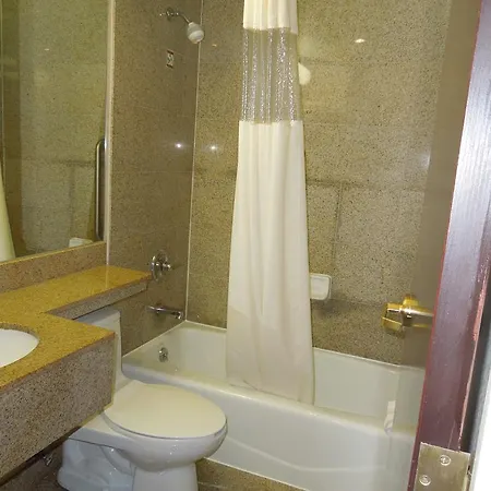 Days By Wyndham Jamaica / Jfk Airport Hotel 3*