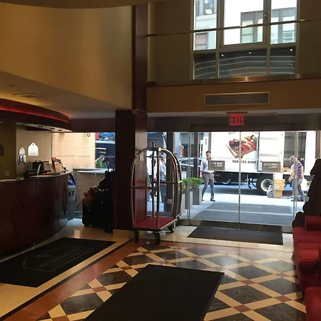 Wingate By Wyndham Manhattan Midtown Hotel