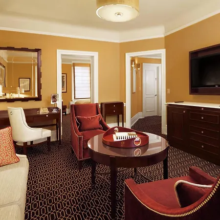 The Algonquin Times Square, Autograph Collection Hotel New York