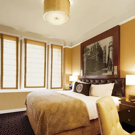 The Algonquin Times Square, Autograph Collection 4*
