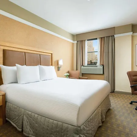 Nyma, The Manhattan Hotel New York