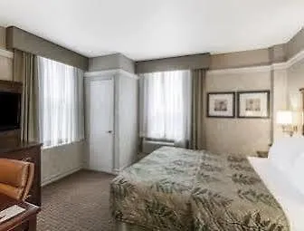 The At 3* New York