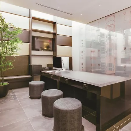 The At Fifth Avenue Hotel 3*