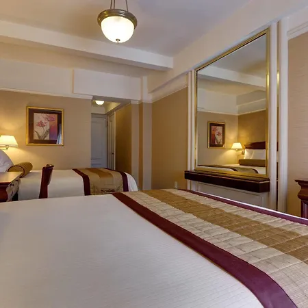 Wellington Hotel 3*