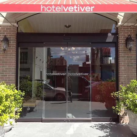 Vetiver / Manhattan Skyline Hotel 3*