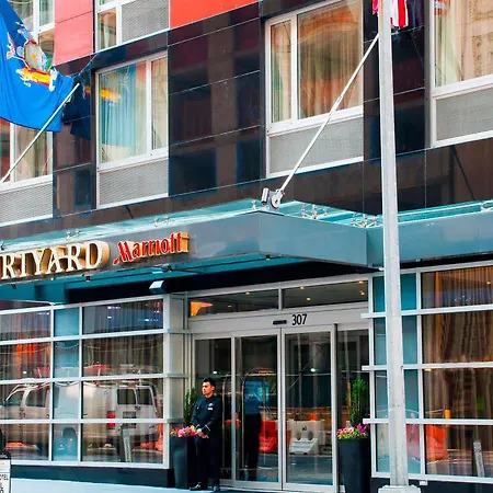 Courtyard By Marriott Times Square West 3*