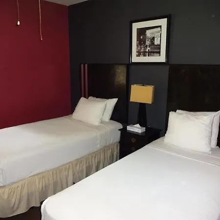 Hostel Broadway &