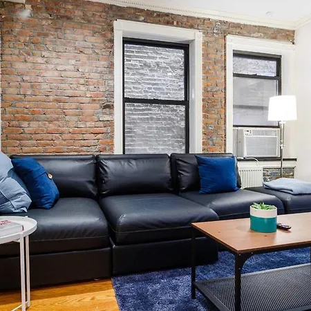 Authentic Nyc 3br Abode On Best Block!! Sleeps 10 Apartment New York