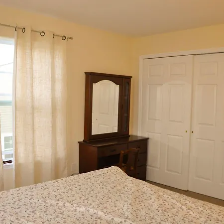 Guest house Anyi Jfk 2*