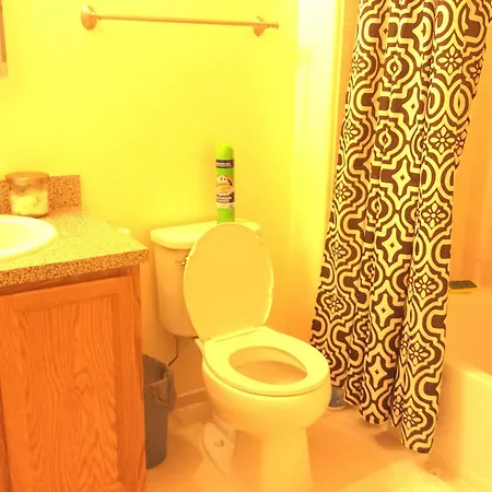 Anyi Jfk Guest house New York