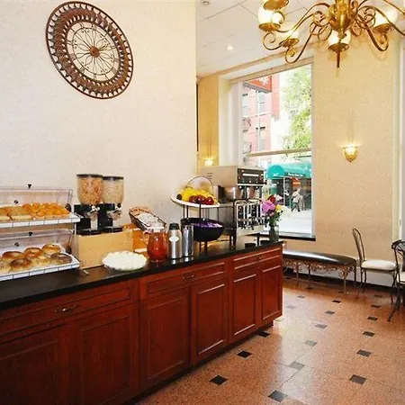 Hotel Econo Times Square 2*