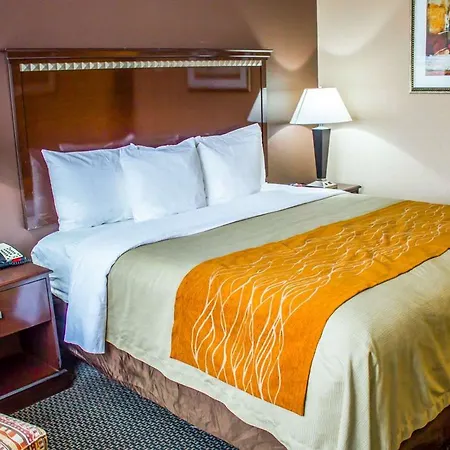 Travelodge By Wyndham Queens Hotel New York