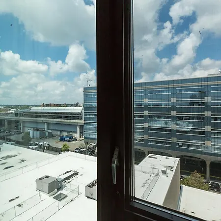Ninety Five - Jfk Airport Hotel New York