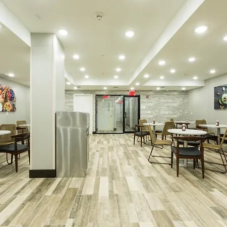 Hotel Ninety Five - Jfk Airport 3*