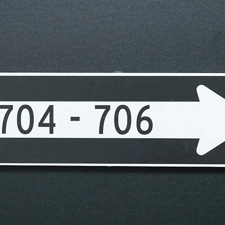 Ninety Five - Jfk Airport 3*