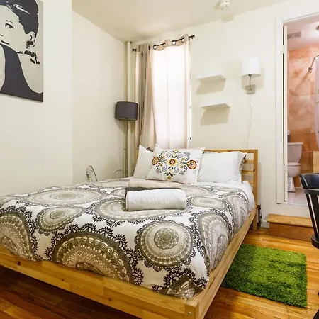 Bright 2br 2ba Overlooking The Park Apartment
