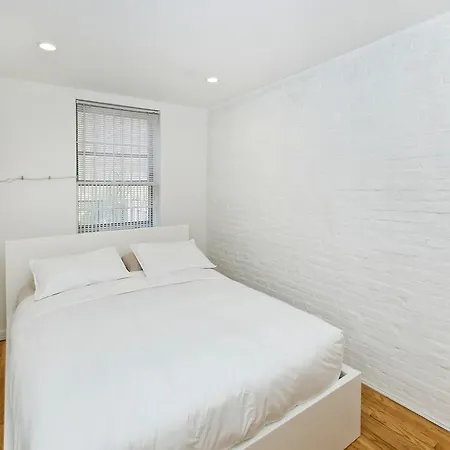 Apartment Murray Hill Suites *
