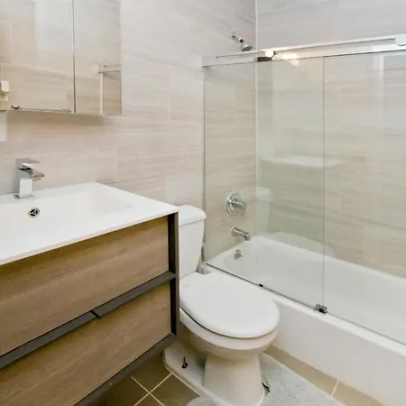 Murray Hill Suites