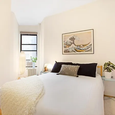 Apartment 3 Bedroom Prime Les, Incredible Place & Location!!
