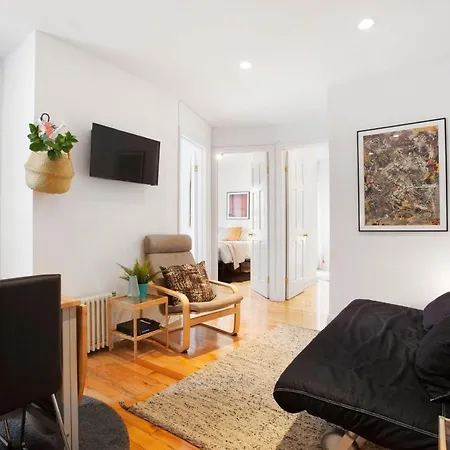 3 Bedroom Prime Les, Incredible Place & Location!! New York