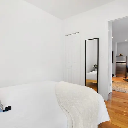Apartment 3 Bedroom Prime Les, Incredible Place & Location!!