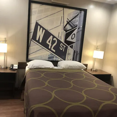 Hotel Super 8 By Wyndham Jamaica North Conduit New York