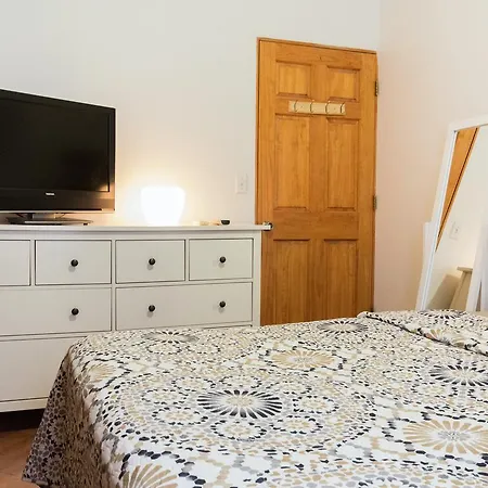 Apartment 3bdr/2bath On Times Square