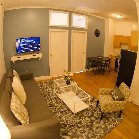 2 Bedrooms 1 Bathroom By Soho *