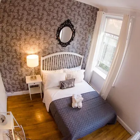 2 Bedrooms 1 Bathroom By Soho