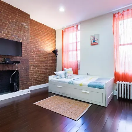 Apartment Awesome 1 Bedroom Times Square Loft! New York
