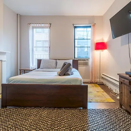 Holiday @ Times Square One Bedroom!