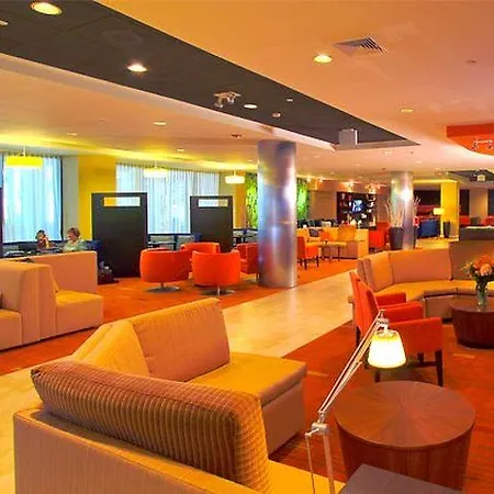 Courtyard By Marriott Laguardia Airport Hotel 3*