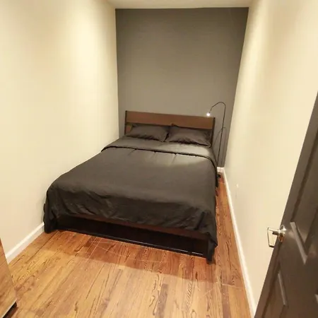 Apartment Renovated 2 Br/ 2 Bath Best Location In Soho