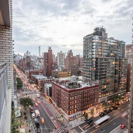 Luxury Upper East Side Apartment *