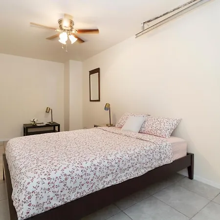 Private Garden 2 Bedroom Apartment New York