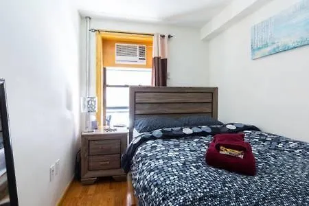 Two Bedroom In Little Italy/soho * New York