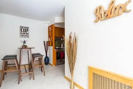 Two Bedroom In Little Italy/soho New York