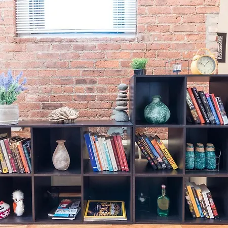 One Bedroom Loft On Greenwich Apartment