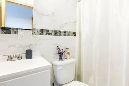 Two Bedroom In Little Italy/soho
