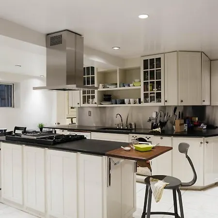 East 83rd Townhouse Ii