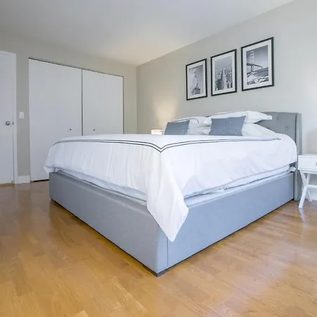Apartment Brand New, Luxury 1 Bed 1 Bath , Full Service Building New York