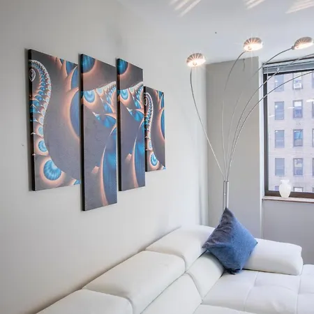 Brand New, Luxury 1 Bed 1 Bath , Full Service Building * New York