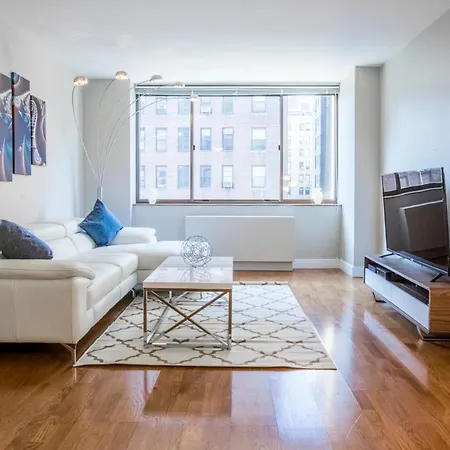 Apartment Brand New, Luxury 1 Bed 1 Bath , Full Service Building New York