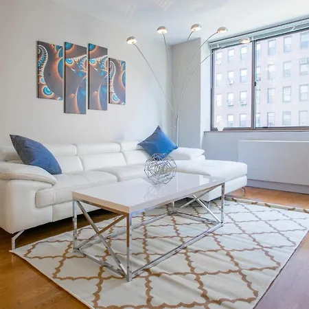 Brand New, Luxury 1 Bed 1 Bath , Full Service Building Apartment *