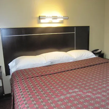 Red Roof Inn Flushing Hotel