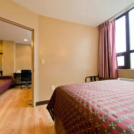 Red Roof Inn Flushing Hotel 2* New York