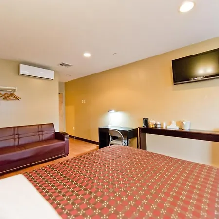 Red Roof Inn Flushing Hotel Hotel